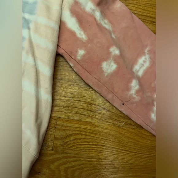 XL tie-dye Ivory Ella Sweatshirt - Picture 11 of 12